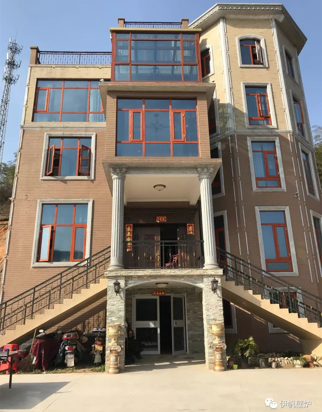 1516160935234497.jpg 1516160935234497.jpg